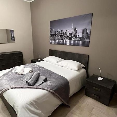 Casa Di Paola 2 Apartman Asti Kültér fotó